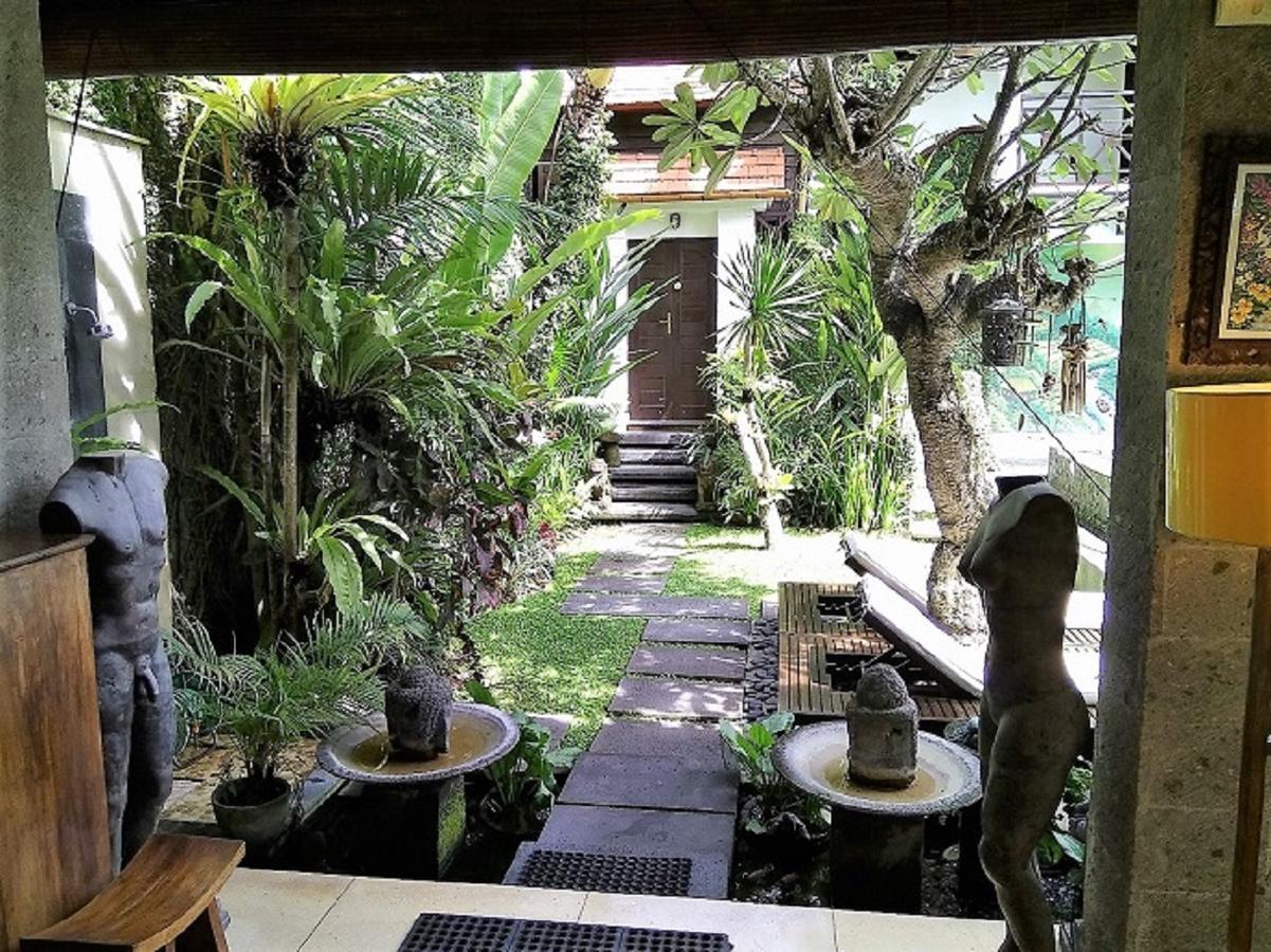 Umah Watu Villas Seminyak Exterior foto